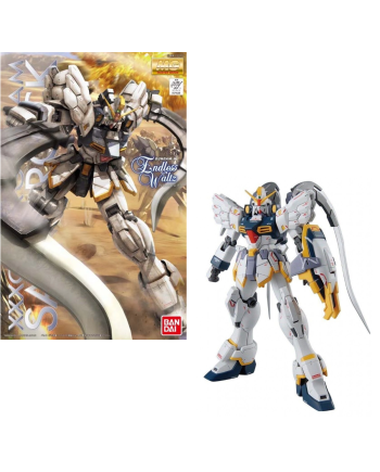 GUNDAM - Model Kit - Master Grade - Gundam Sandrock EW Ver. - 18CM