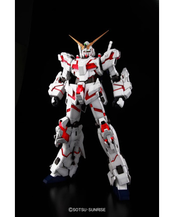 GUNDAM - Model Kit - PG Unicorn RX-0 1/60