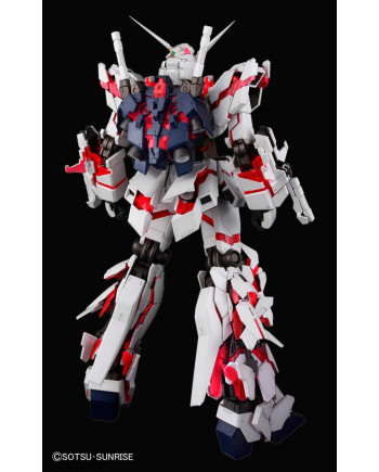 GUNDAM - Model Kit - PG Unicorn RX-0 1/60