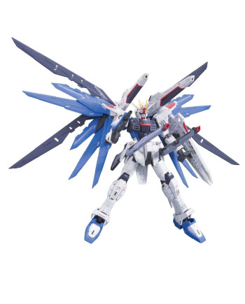 GUNDAM - RG 1/144 Freedom Gundam - Model Kit 13cm
