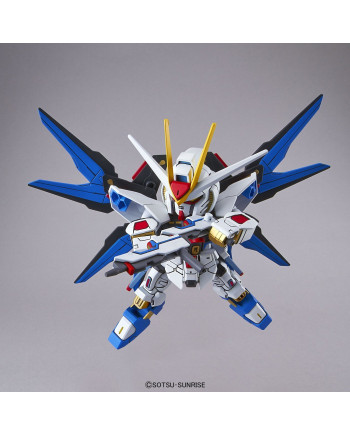 GUNDAM - SD Gundam Ex-Standard Strike Freedom Gundam - Model Kit