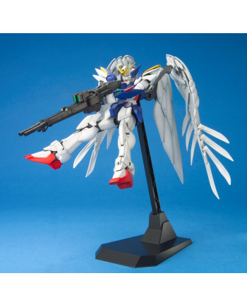 GUNDAM - MG Wing Gundam Zero Custom 1/100 - Model Kit
