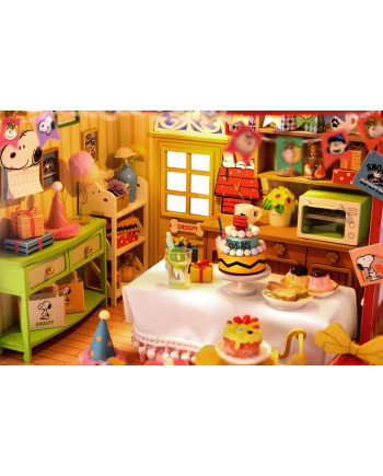 PEANUTS - Birthday Party - Wood Model Kit