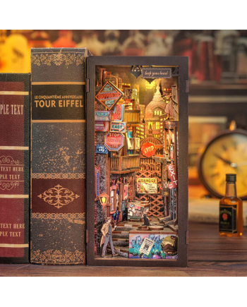 BOOK NOOK KIT - DIY - The Long Goodbye - 238pc + LED Light