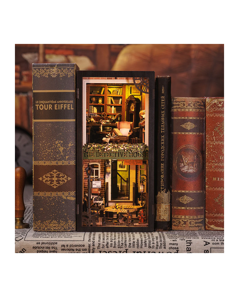 BOOK NOOK KIT - DIY - Rose Detective Agency - 322pc + LED Light