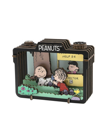 PEANUTS - Summer Snapshot - Wood Model Kit Theater