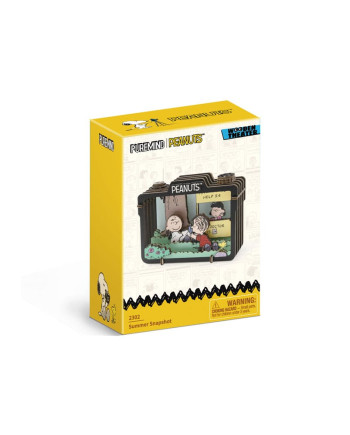 PEANUTS - Summer Snapshot - Wood Model Kit Theater