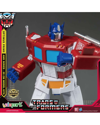 TRANSFORMERS GENERATION ONE - Optimus Prime - Model Kit 20cm