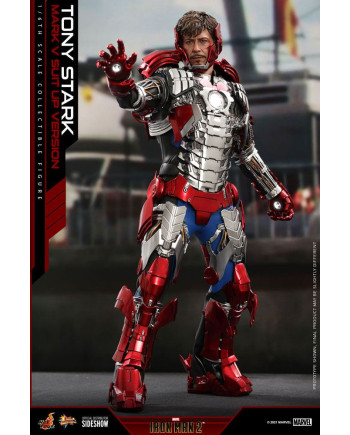 MARVEL - Tony Stark (Mark V Suit Up) - Action Figure 31cm