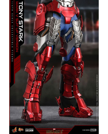 MARVEL - Tony Stark (Mark V Suit Up) - Action Figure 31cm