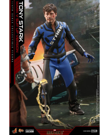 MARVEL - Tony Stark (Mark V Suit Up) - Action Figure 31cm