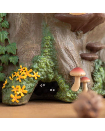 MY NEIGHBOR TOTORO - Totoro tree trunk - Planter Diorama 17.5cm
