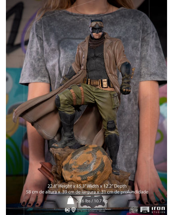 JUSTICE LEAGUE - Batman Knightmare - Statue Legacy Replica 1/4 58cm