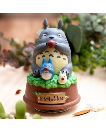 MY NEIGHBOR TOTORO - Totoro play the ocarina - Big musical statue
