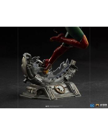 DC COMICS - Hawkgirl - Statue Deluxe Art Scale '36x28x15cm'