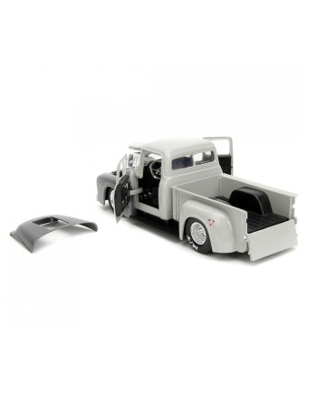 STREET FIGHTER - Guile & 1956 Ford F-100 - 1:24
