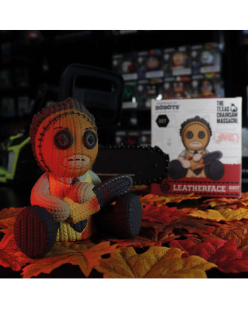 LEATHER FACE - Handmade By Robots N°07 - Collectible Vinyl Figure