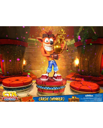 CRASH BANDICOOT - Crash Team Racing Crash Winner - Statue 46cm