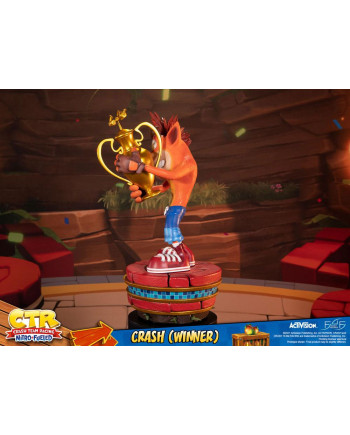 CRASH BANDICOOT - Crash Team Racing Crash Winner - Statue 46cm