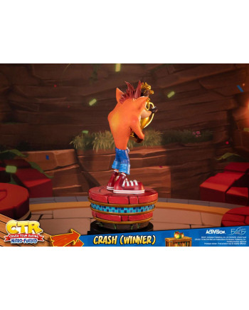 CRASH BANDICOOT - Crash Team Racing Crash Winner - Statue 46cm