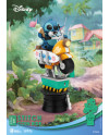 Figurine Stitch sur scooter avec planche de surf dans le diorama Disney D-Stage 15,5 cm