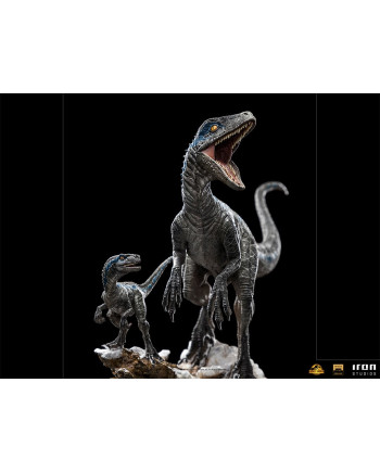 JURASSIC WORLD - Blue and Beta - Statue Art Scale Deluxe 1/10