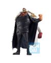 Figurine de collection Young Garp Legendary Hero One Piece vue de trois quarts