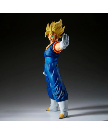 Figurine Vegeto Super Saiyan Grandista vue de profil sur fond noir