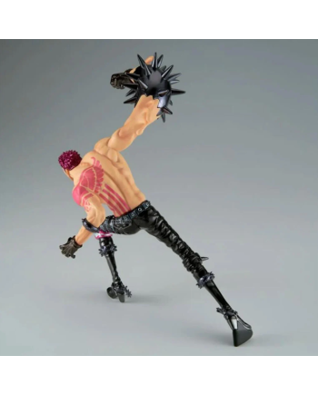 Vue arrière de la figurine Charlotte Katakuri Special Ver One Piece