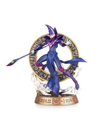 Statue Yu-Gi-Oh! du Magicien Sombre version bleue par First 4 Figures vue de face