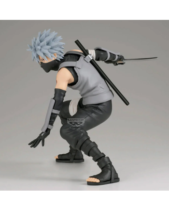 Figurine Kakashi Naruto Shippuden Banpresto vue de profil pose dynamique