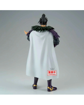 Figurine Kanki Kingdom Banpresto vue arrière avec cape blanche