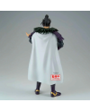 Figurine Kanki Kingdom Banpresto vue arrière avec cape blanche