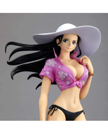 Figurine de collection Nico Robin One Piece Glitter and Glamours Splash Style en vue rapprochée