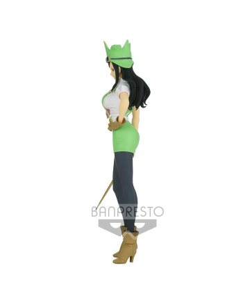 Nico Robin Sweet Style Pirates figurine Banpresto 25 cm en tenue verte vue de profil gauche