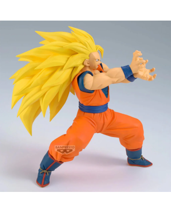 Son Goku SSJ3 figurine Banpresto en pose d’attaque kameha vue de profil droit