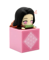 Figurine Nezuko Kamado Hikkake A avec bambou et cube rose