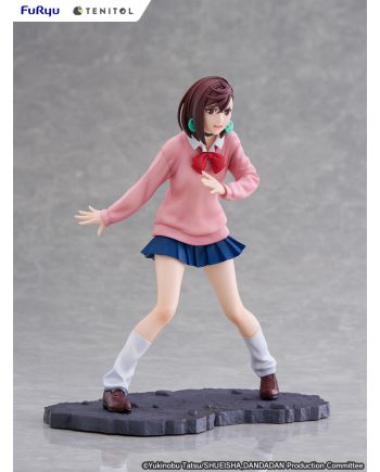Figurine DANDADAN Momo statuette Tenitol Furyu 18cm vue de face