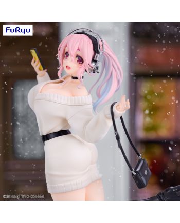 Statuette Super Sonico Winter Memory vue de profil