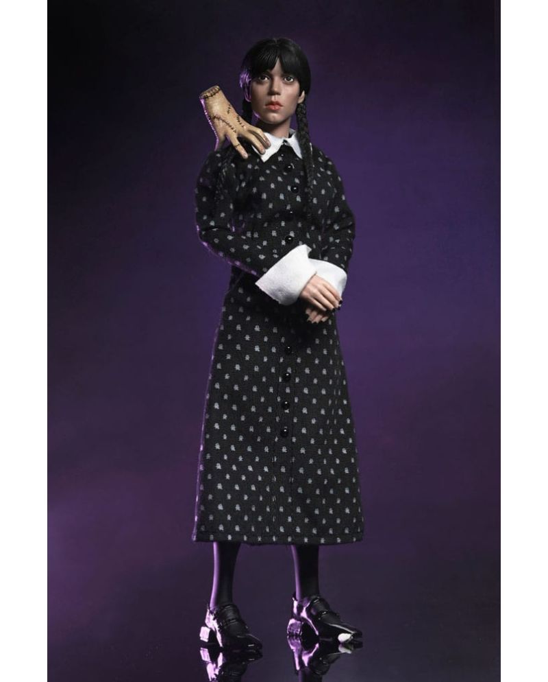 Figurine Mercredi Neca 20cm face avant licence Mercredi