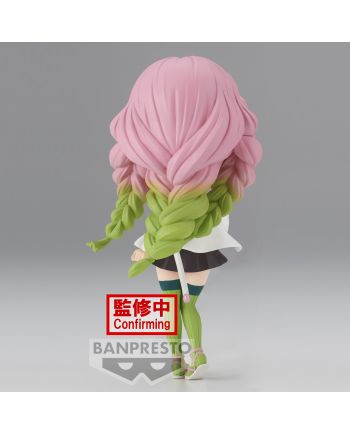 Figurine Mitsuri Kanroji Q Posket posée avec son socle