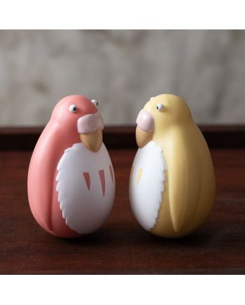 Figurines Perruches Rouge et Jaune Le Garçon et le Héron Ghibli Benelic vue de profil