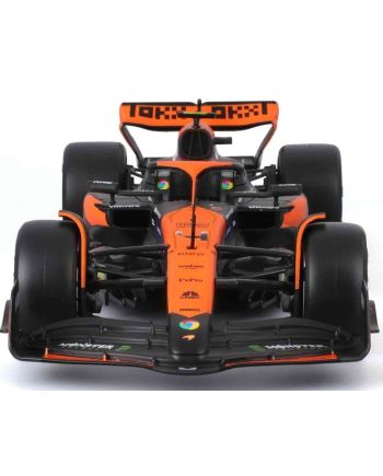 Bburago McLaren MCL38 Norris - détail des finitions