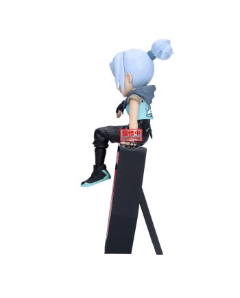 Figurine Jett VALORANT Banpresto, vue de profil