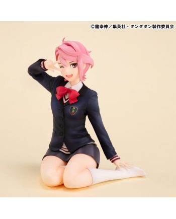 Figurine Aira Dandadan G.E.M Palm Size 9cm Megahouse vue de côté