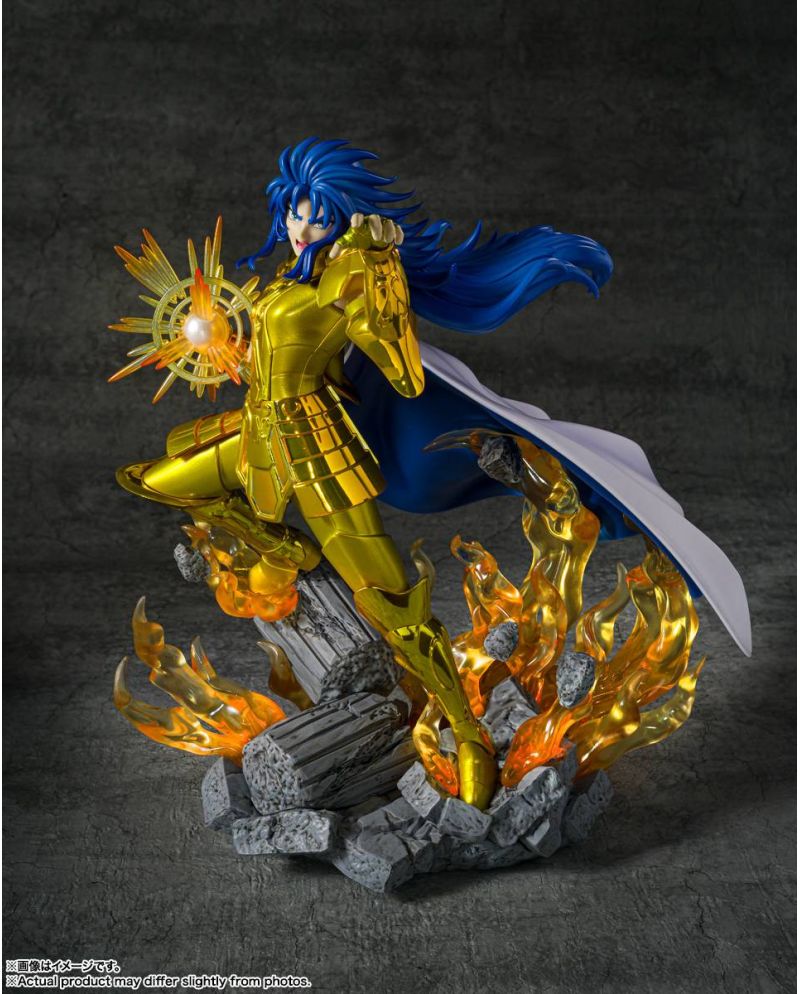 Statue Saint Seiya Gemini Saga FiguartsZERO Touche Métallique vue de face