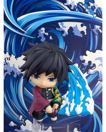 Figurine Nendoroid Giyu Tomioka posée, vue d'ensemble