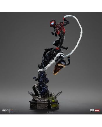 Statuette Miles Morales BDS Art Scale 1/10 Iron Studios - vue de profil