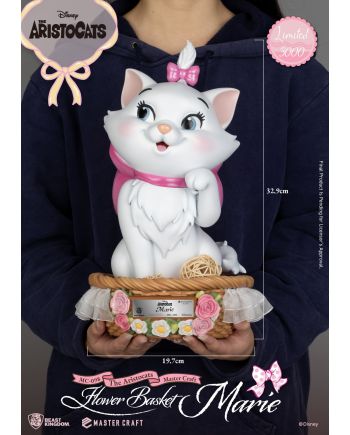 Statuette collector Marie Les Aristochats présentée sur socle