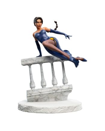 Statuette Lara Croft Tomb Raider A deal at the Opera vue de face